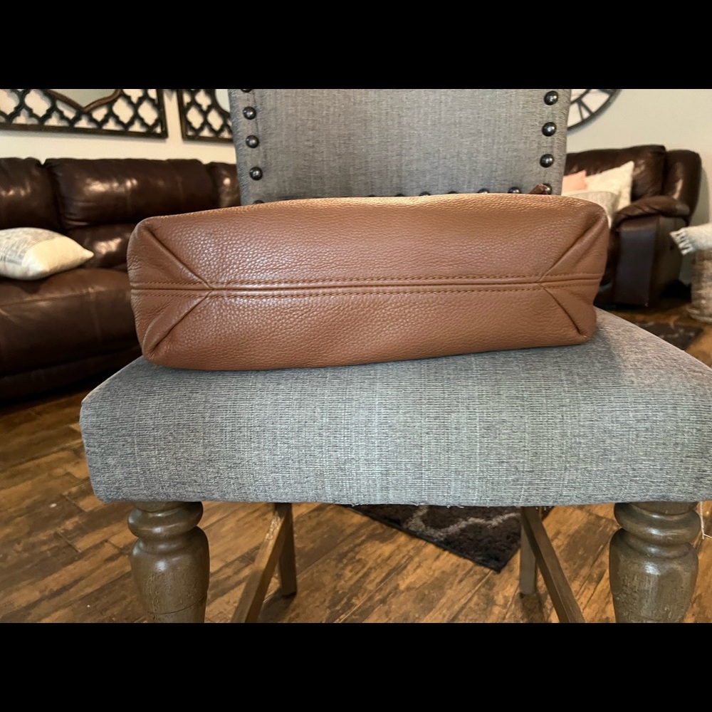 Michael Kors bag - Picture 8 of 11